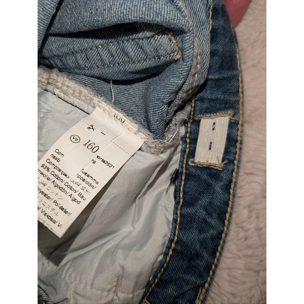 Distressed Denim Shorts - Casual Cutoff Teen tween size 160 14/16  women XS‎